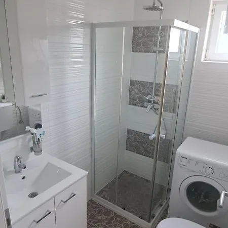 Holiday home Kuca Za Odmor Toma *