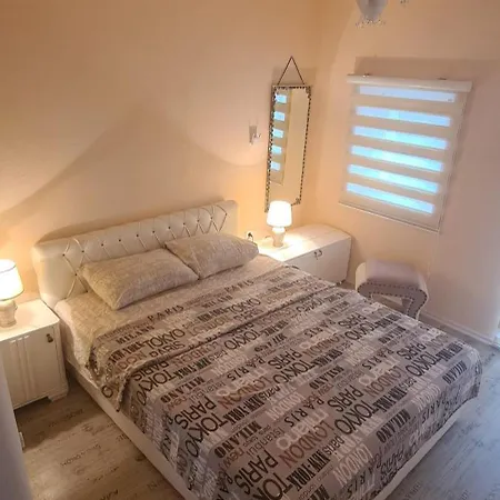 Holiday home Kuca Za Odmor Toma *